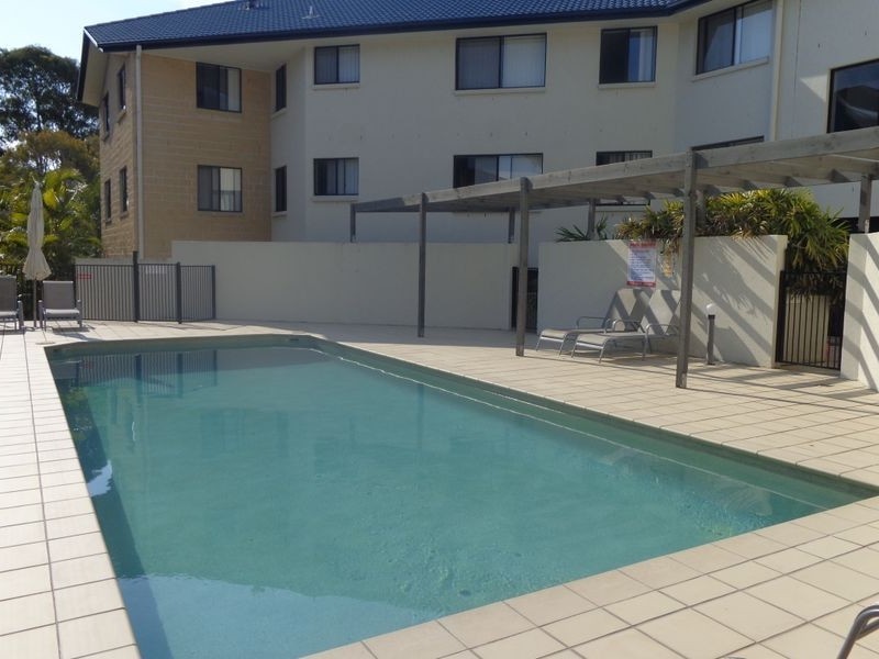 2/138 High Street, Southport QLD 4215
