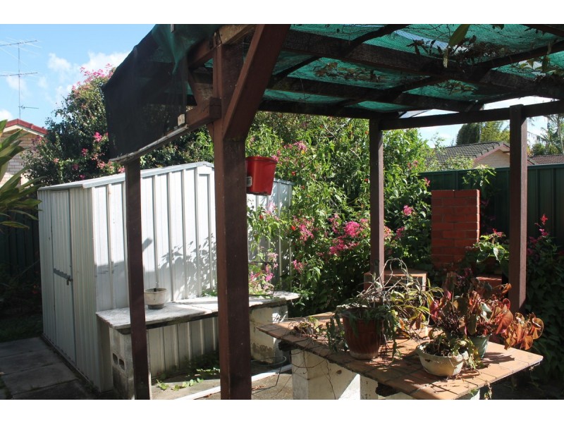 15 Water Street, Southport QLD 4215