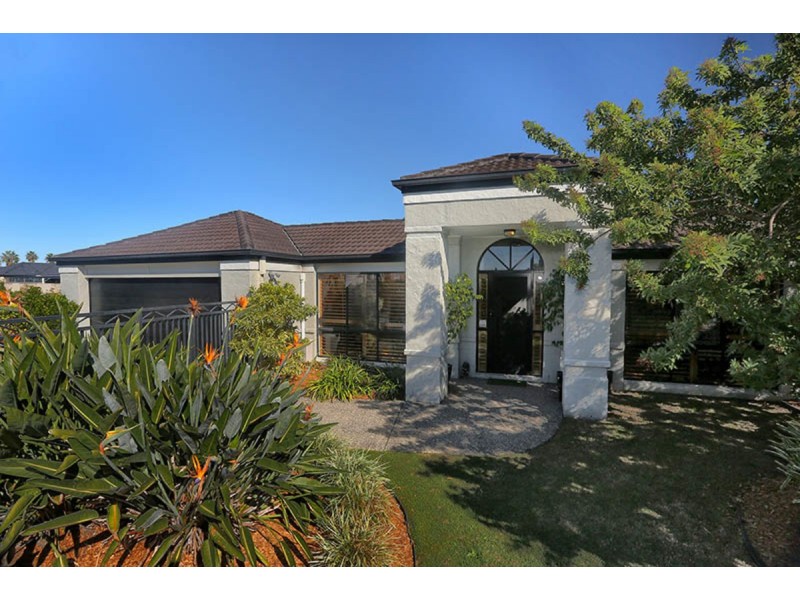 59 Deborah Avenue, Benowa Waters QLD 4217