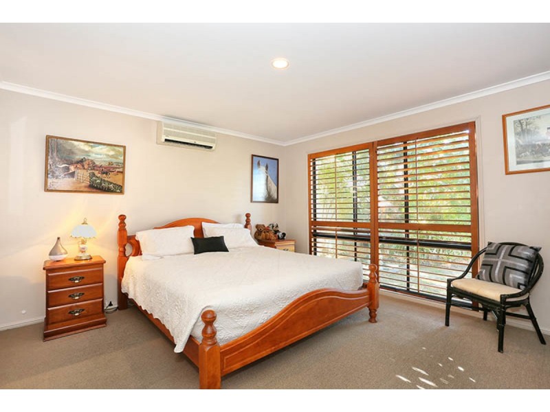 59 Deborah Avenue, Benowa Waters QLD 4217