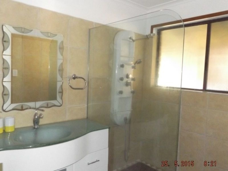 2/38 Morinda Way, Labrador QLD 4215