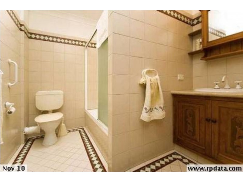 2/18 Lather Street, Southport QLD 4215