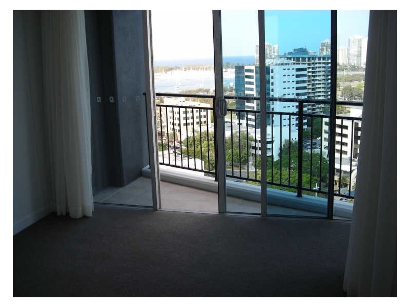 1126/56 Scarborough Street, Southport QLD 4215