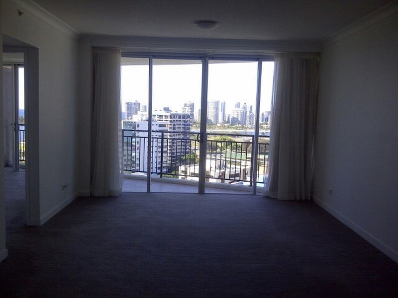 1126/56 Scarborough Street, Southport QLD 4215