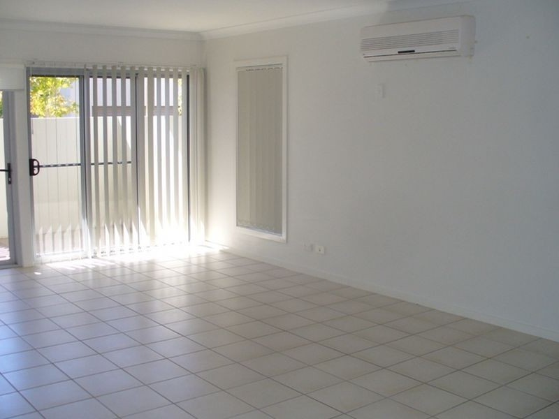 10/215a Benowa Road, Benowa QLD 4217