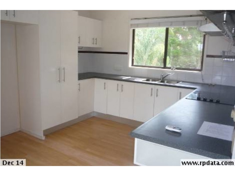 1 & 2/11 Waratah Avenue, Biggera Waters QLD 4216