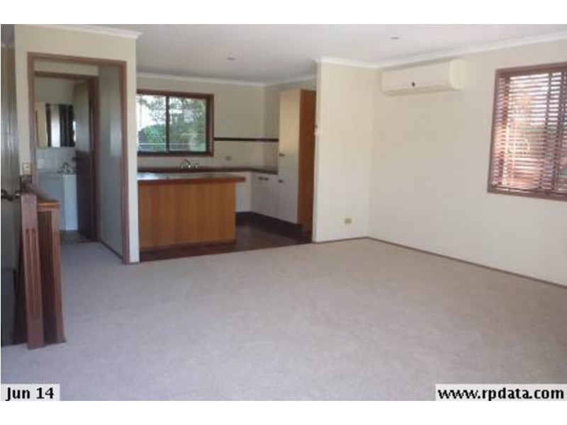 1 & 2/11 Waratah Avenue, Biggera Waters QLD 4216