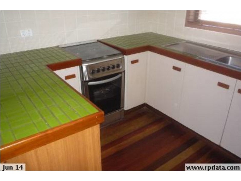 1/11 Waratah Avenue, Biggera Waters QLD 4216