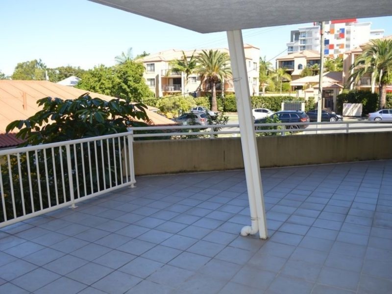 9/64-66 Queen Street, Southport QLD 4215