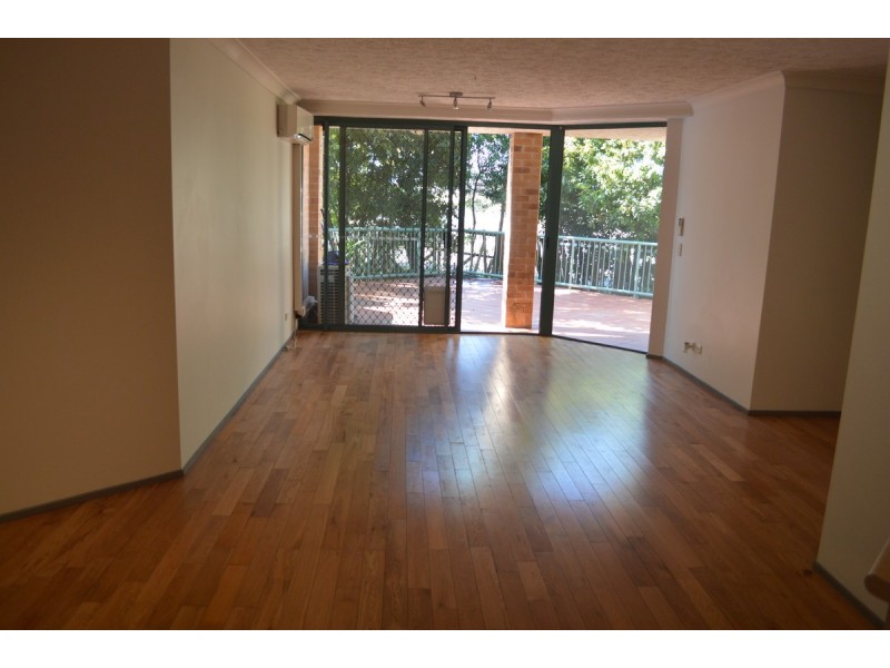 5/45 Pohlman Street, Southport QLD 4215