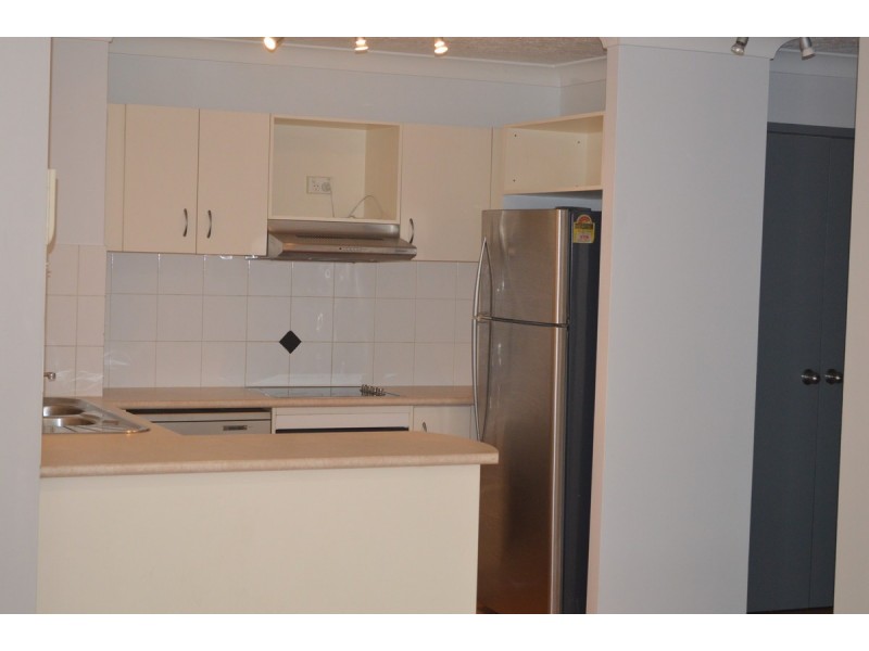 5/45 Pohlman Street, Southport QLD 4215