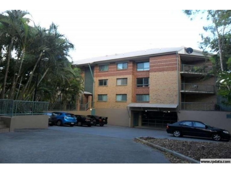 5/45 Pohlman Street, Southport QLD 4215