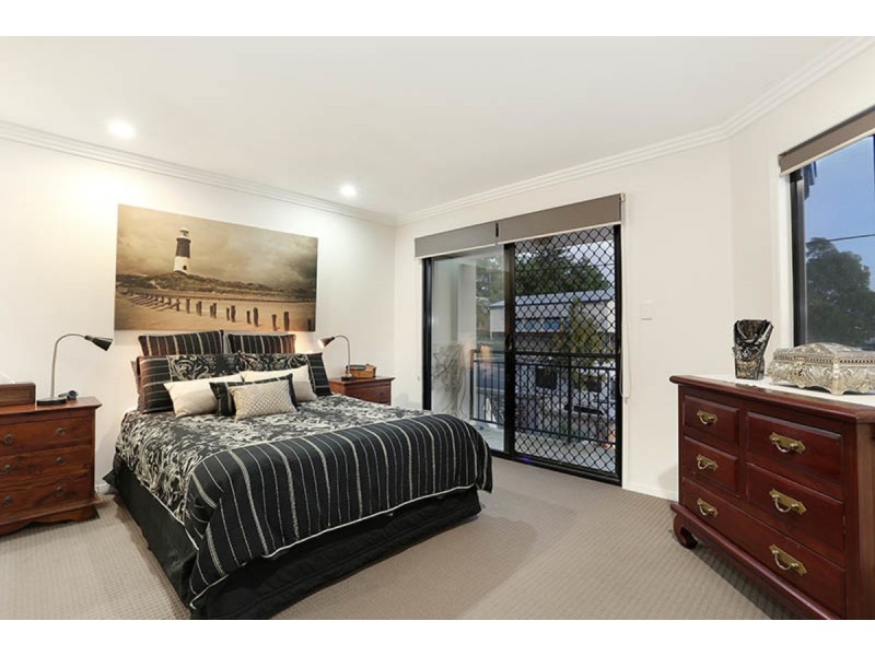 1/47 Gordon Street, Labrador QLD 4215