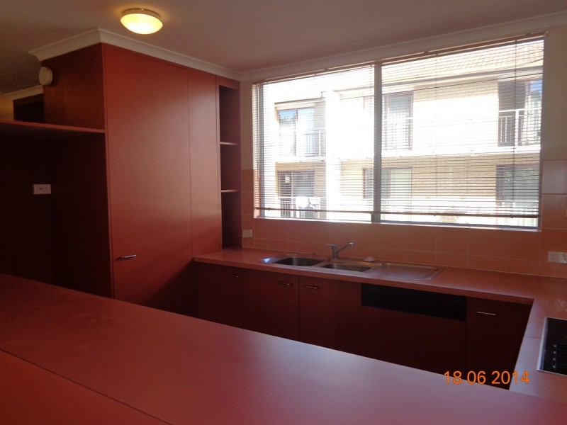 3/14 Lawson Street, Southport QLD 4215