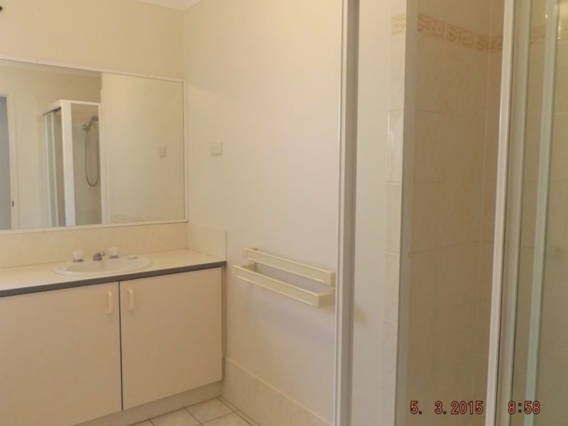 5 Whiteley Chase, Parkwood QLD 4214