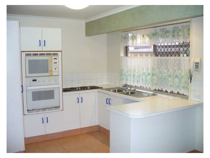 1/15 Galloway Drive, Ashmore QLD 4214