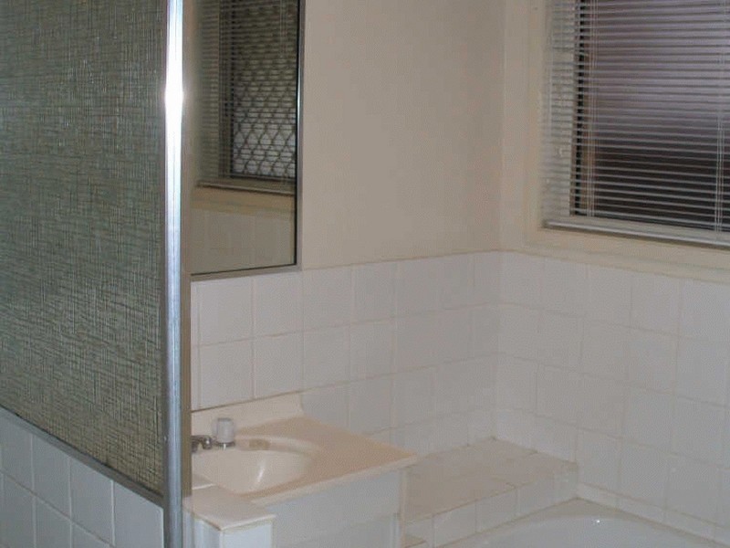 1/15 Galloway Drive, Ashmore QLD 4214