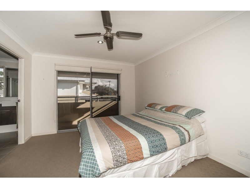 4/135 Johnston Street, Southport QLD 4215