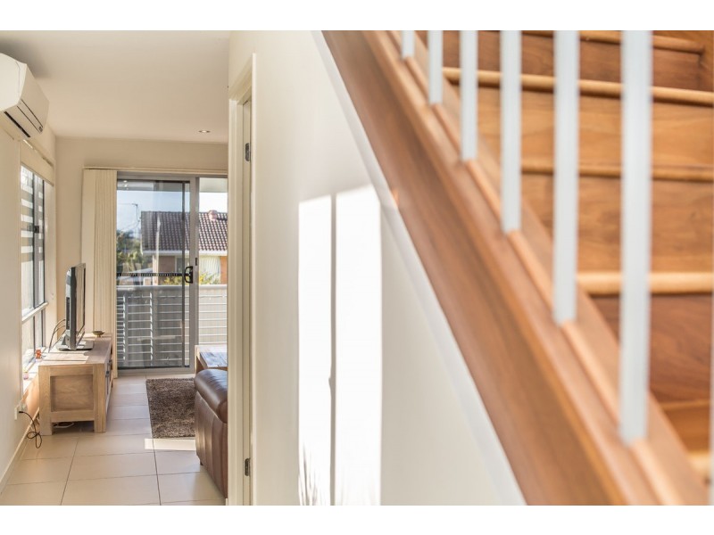 4/135 Johnston Street, Southport QLD 4215