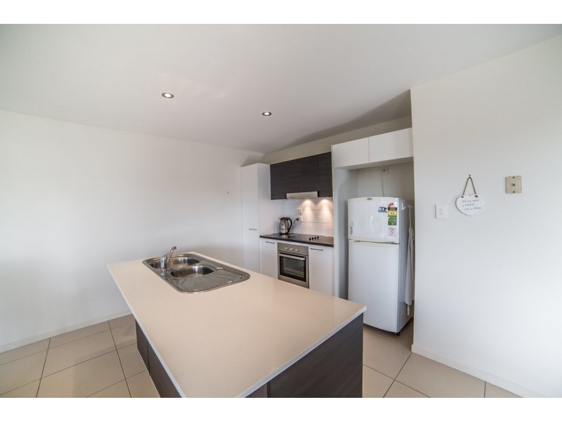 4/135 Johnston Street, Southport QLD 4215