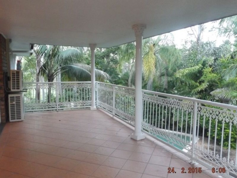 36 Jack Nicklaus Way, Parkwood QLD 4214