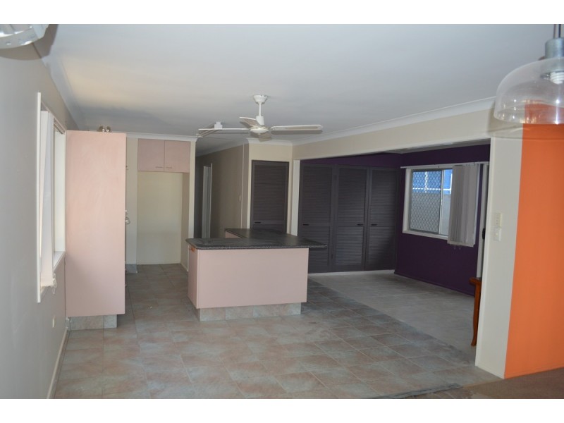 40 Brighton Parade, Southport QLD 4215