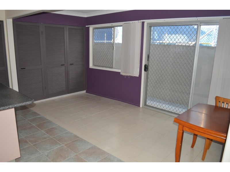 40 Brighton Parade, Southport QLD 4215
