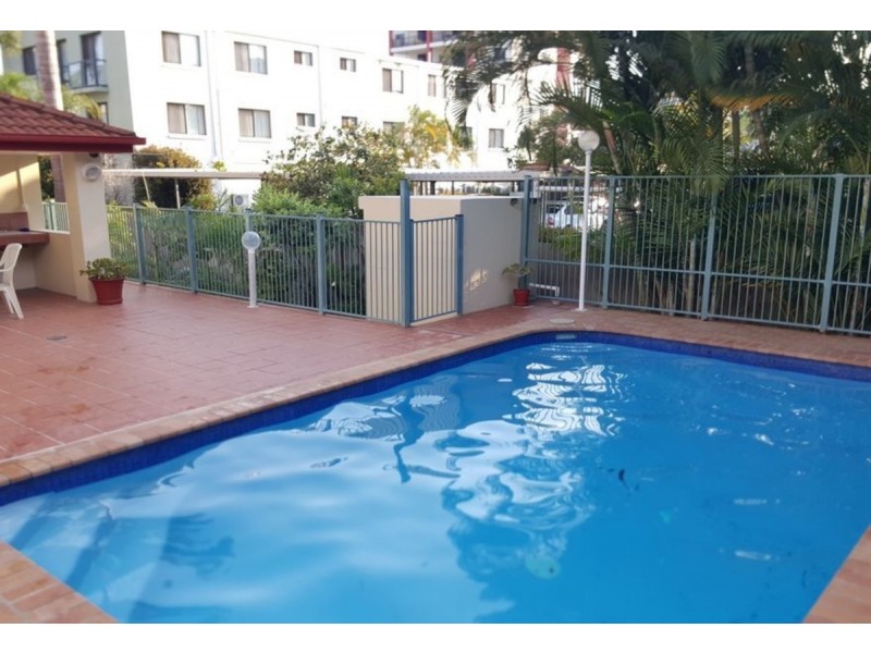 6/140 Marine Parade, Southport QLD 4215
