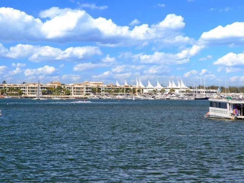 6/140 Marine Parade, Southport QLD 4215