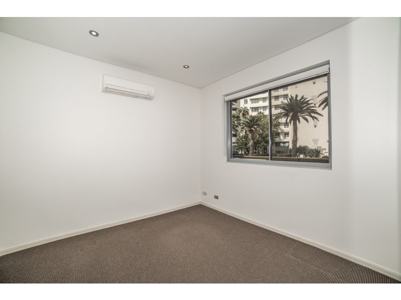 217/1 Aqua Street, Southport QLD 4215