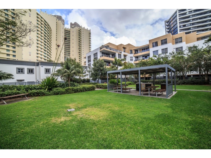 217/1 Aqua Street, Southport QLD 4215