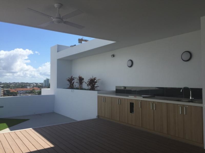 8 Norman Street, Southport QLD 4215