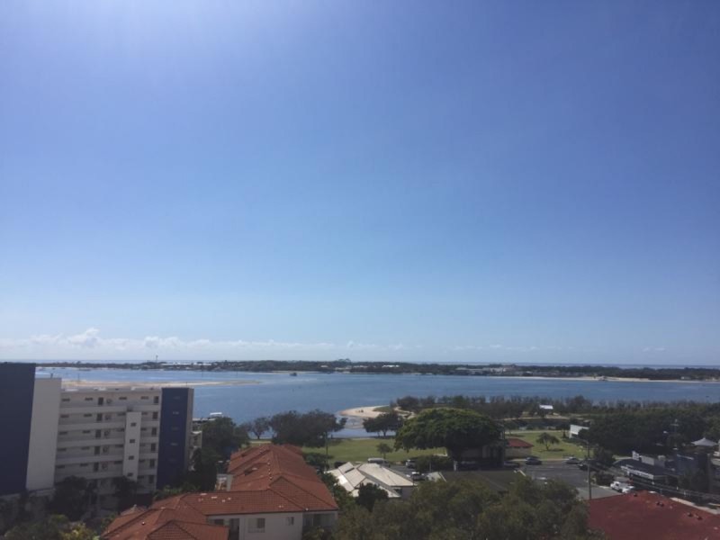 8 Norman Street, Southport QLD 4215