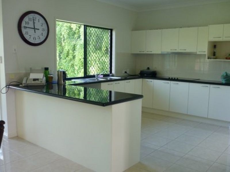 73 Dewar Dr, Loganholme QLD 4129