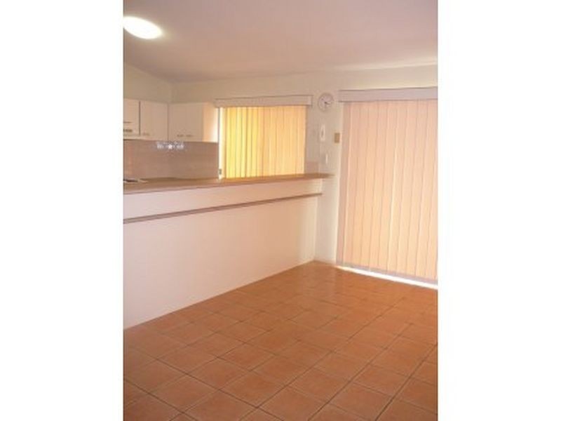 1/8 John Paul Drive, Daisy Hill QLD 4127