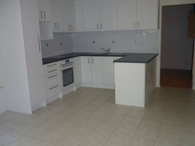 31 Caloola Dr, Springwood QLD 4127