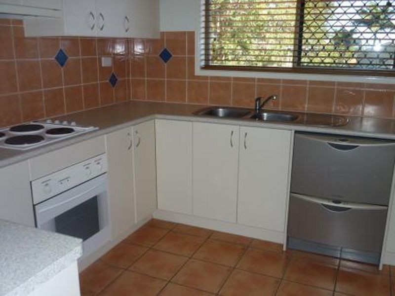 31 Caloola Dr, Springwood QLD 4127