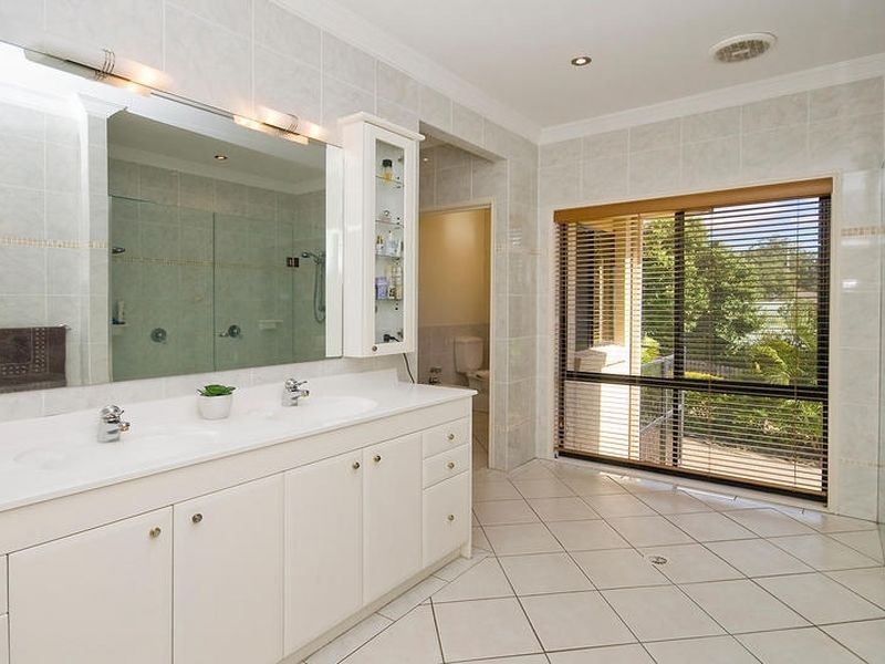 54 Highview Terrace, Daisy Hill QLD 4127