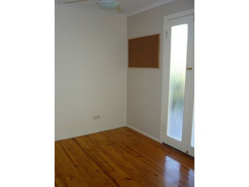 11 Clivia Cres, Daisy Hill QLD 4127