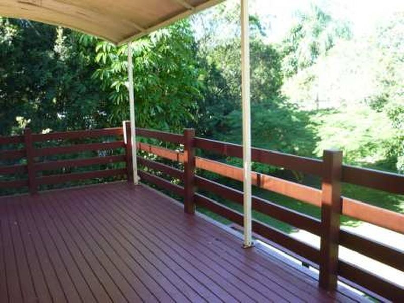 11 Clivia Cres, Daisy Hill QLD 4127