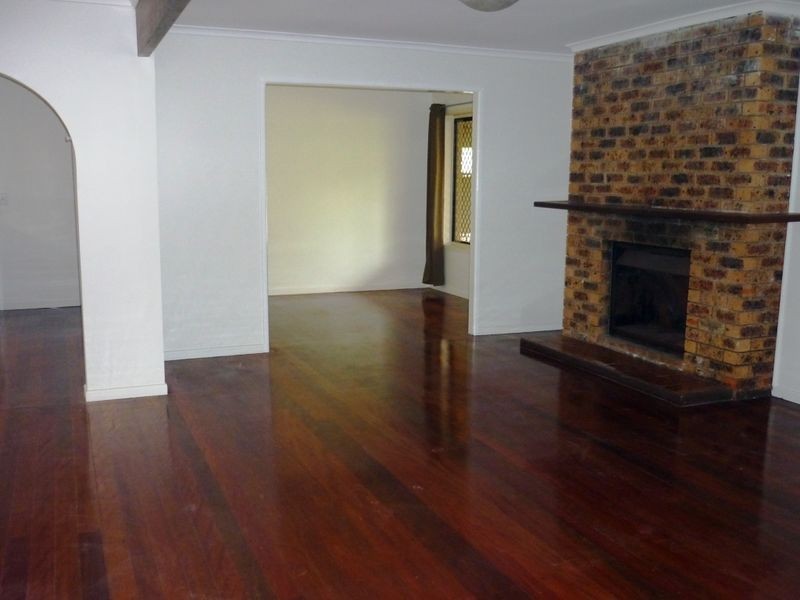 6 Forest Street, Daisy Hill QLD 4127