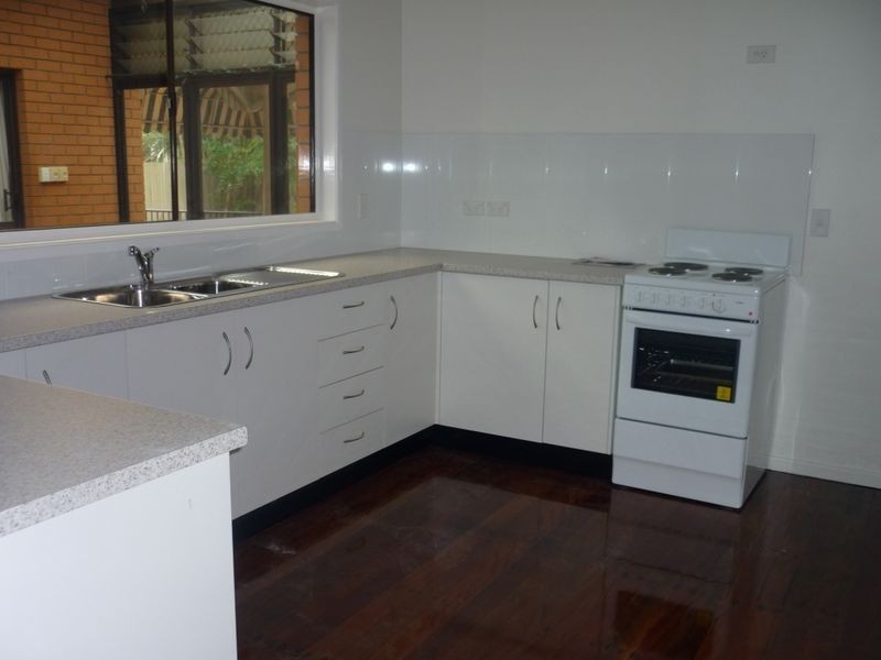 6 Forest Street, Daisy Hill QLD 4127