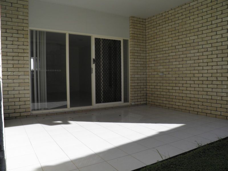 16 Elsie Close, Kuraby QLD 4112