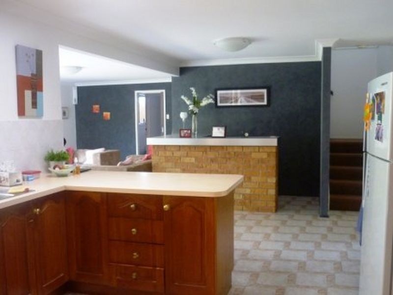 65 Ellendale Cres, Daisy Hill QLD 4127