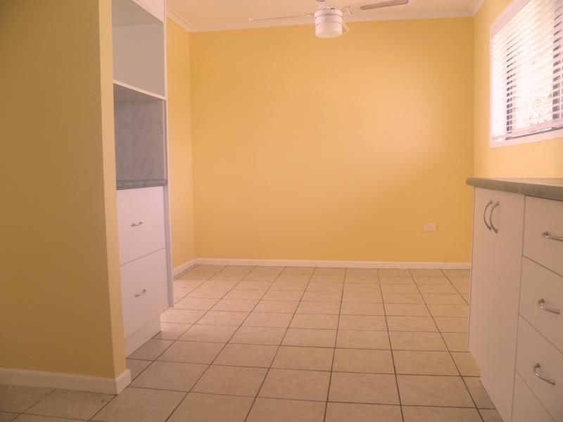 37 Lenore Crescent, Springwood QLD 4127