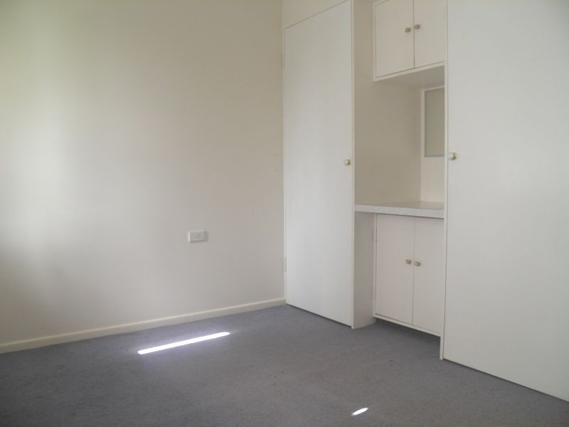 37 Lenore Crescent, Springwood QLD 4127