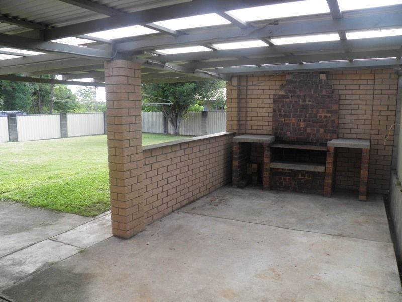 37 Lenore Crescent, Springwood QLD 4127