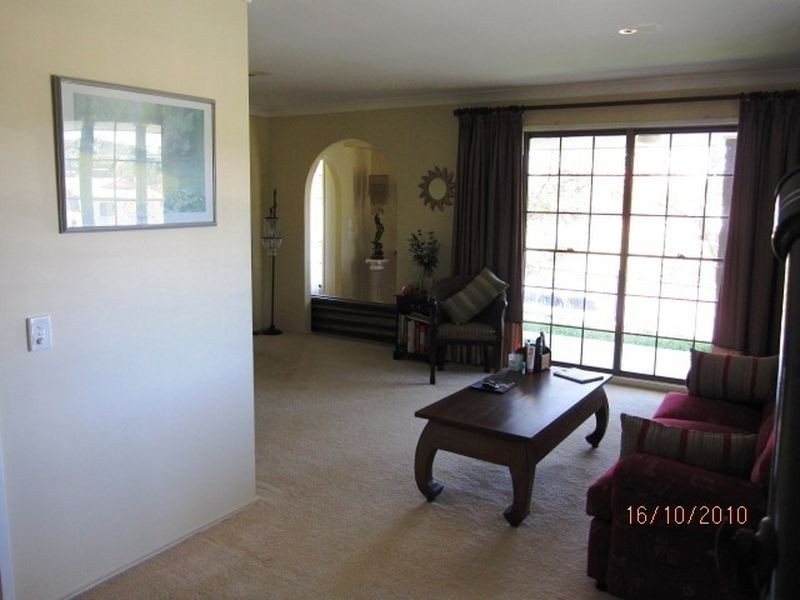 1 Epson Court, Daisy Hill QLD 4127