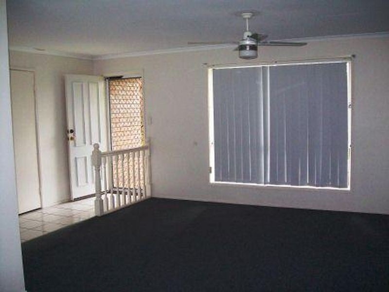 24 Yeates Crescent, Meadowbrook QLD 4131