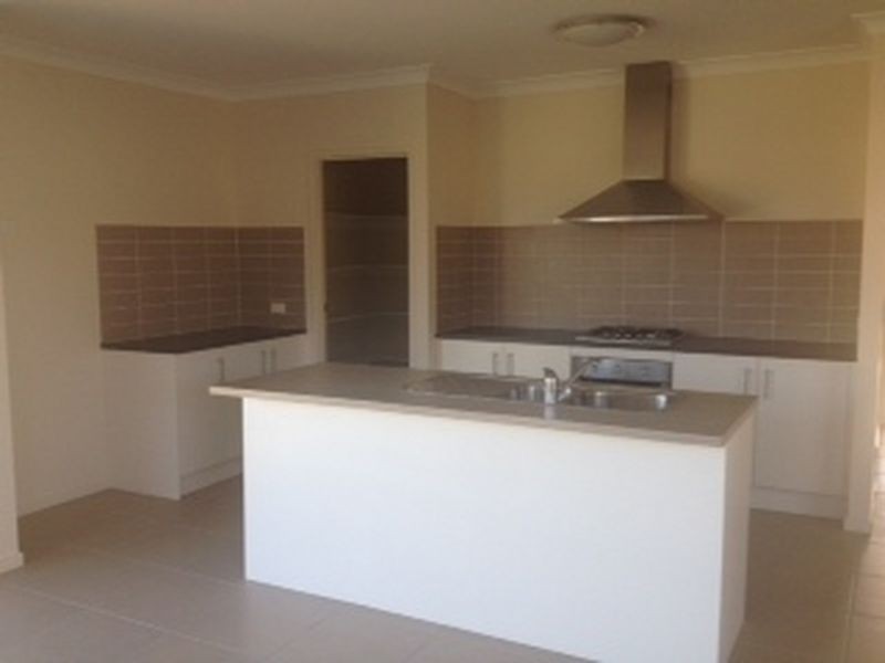 19 Cascade Drive, Underwood QLD 4119